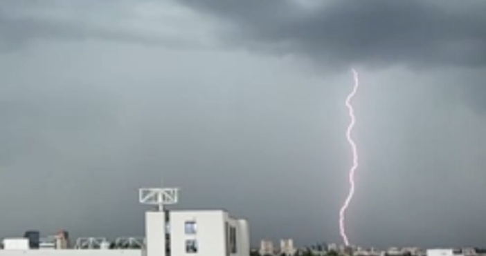 Във вторник преди обяд над Южна България ще преобладава слънчево време По значителна