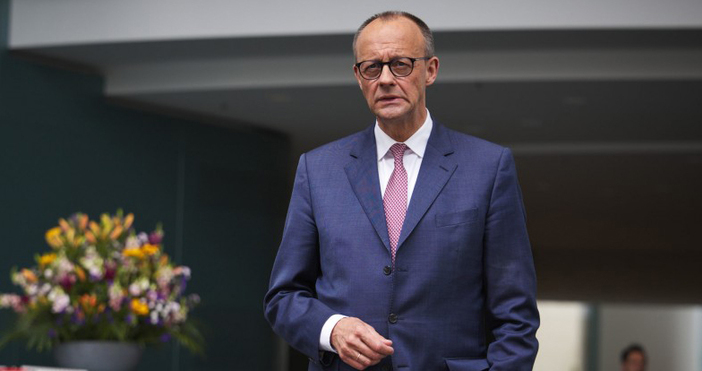 Германският канцлер Фридрих Мерц днес заяви че въпросът колко дълго