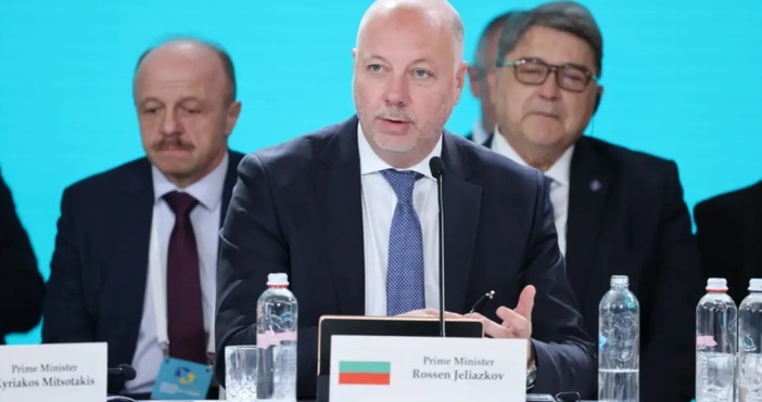 Вече 1200 дни продължава агресивната война на Русия срещу Украйна