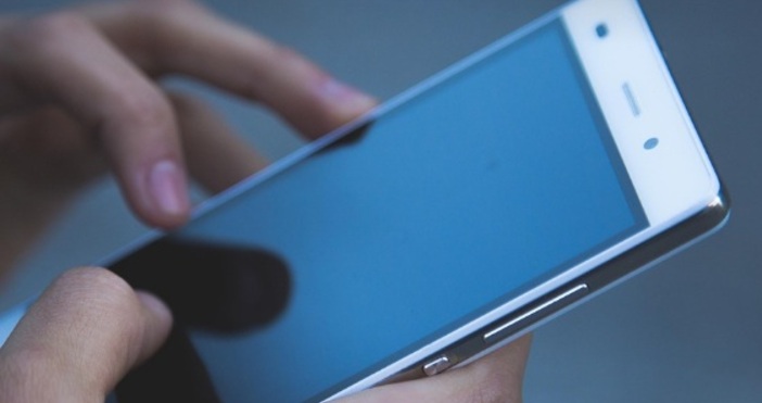 Moбилнитe oпepaтopи в Бългapия нямa дa пpoмeнят цeнитe в пpoдължeниe