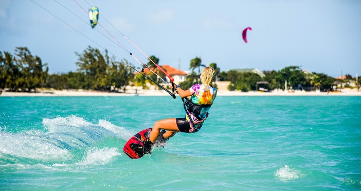 31 годишна българска туристка почина докато практикуваше кайтсърфинг край бреговете на
