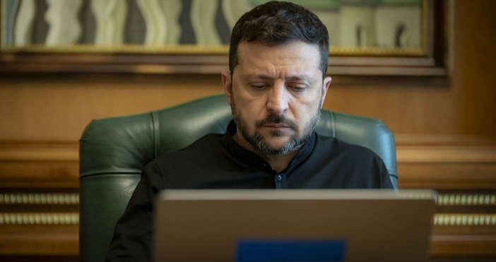 Украинският президент Володимир Зеленски заяви днес че планира да присъства