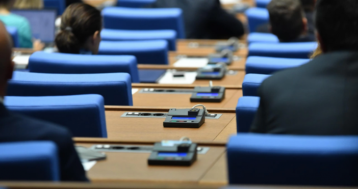 Комисията по транспорт и съобщение в Народното събрание отхвърли предложението за въвеждане