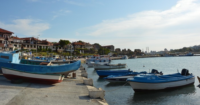 При резервации на апартаменти стаи и къщи за гости вили