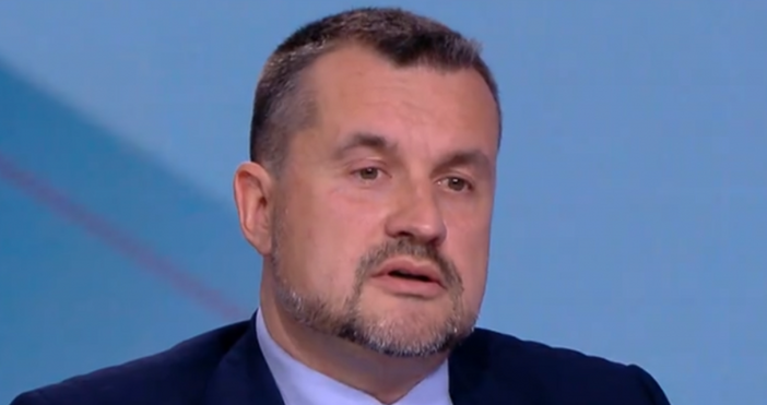 Политик изпъкна с остър коментар за Румен Радев Бойко Борисов