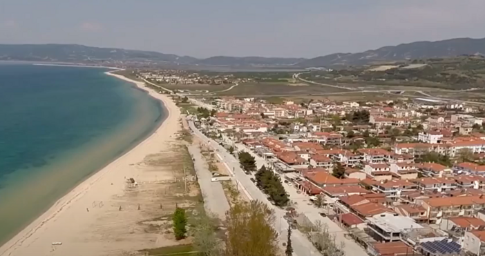 Голям хит сред артистичния хайлайф е кварталче в Кариани Гърция