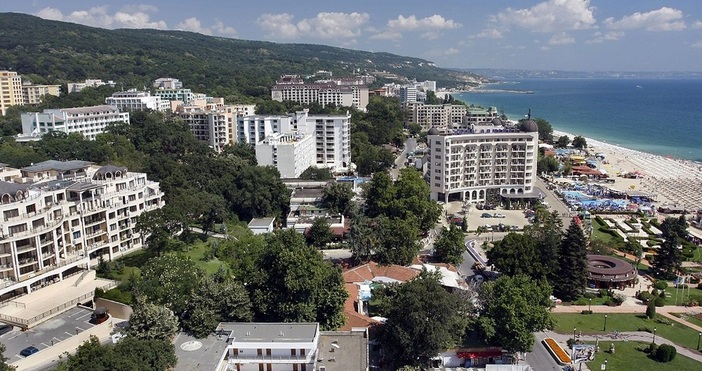 Летният туристически сезон по Северното Черноморие току що започна но