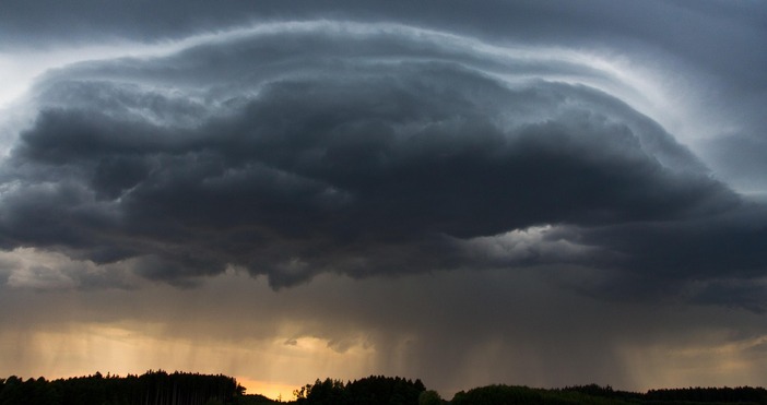 През нощта над по голямата част от страната времето ще бъде