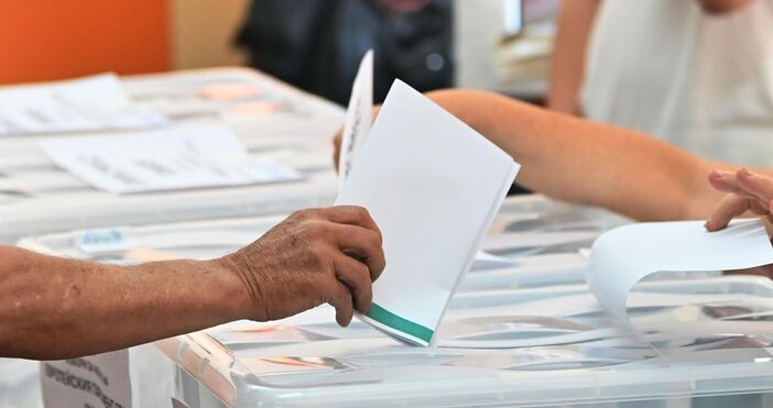 В столичните райони Слатина и Искър както и в софийското