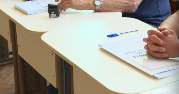 Балотаж между трима кандидат кметове ще се проведе на 22 юни