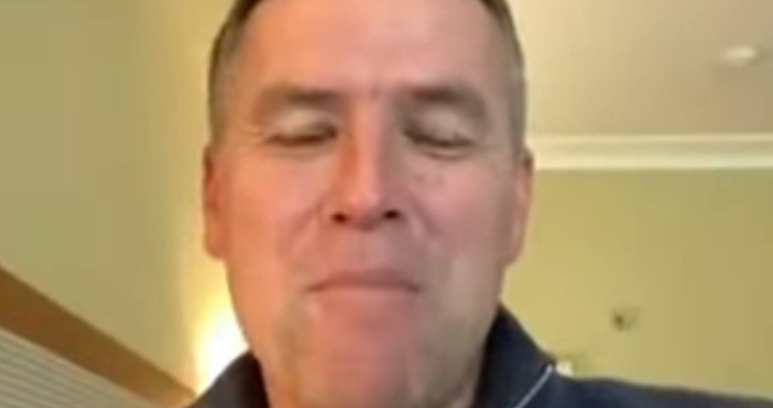 Бившият английски национал Майкъл Оуен засне специално видео с което