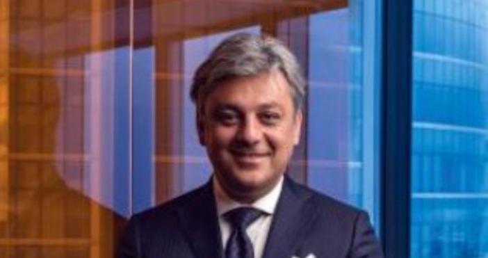 SEAT Comm Уикипедия Френският луксозен холдинг Kering назначи Лука де Мео