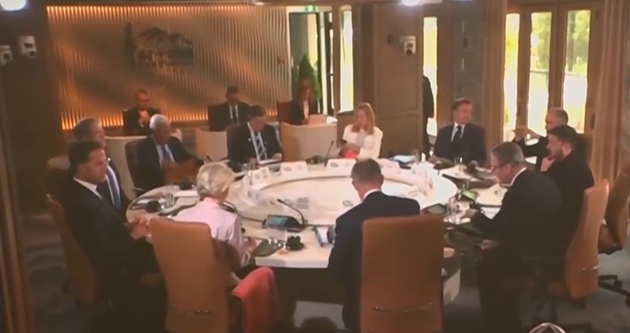 Срещата на Г 7 в Кананаскис в Канада приключи с единно