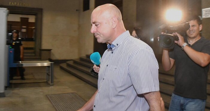 Бисер Михайлов бащата на обявения за национално издирване перничанин