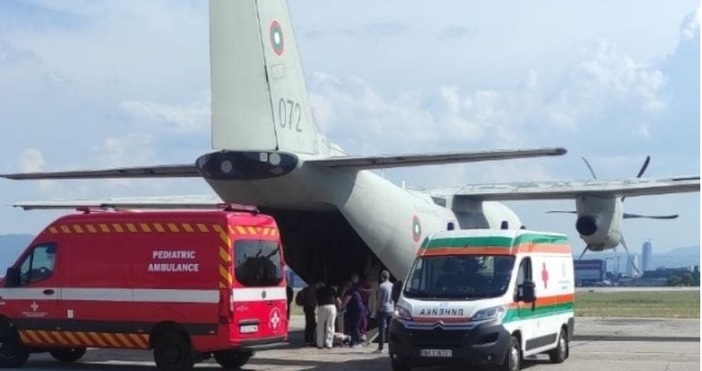 Екипаж от 16 та транспортна авиобаза – Враждебна днес изпълни задача