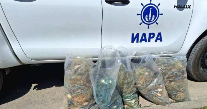 Петстотин метра незаконни мрежи за улов на калкан бяха извадени