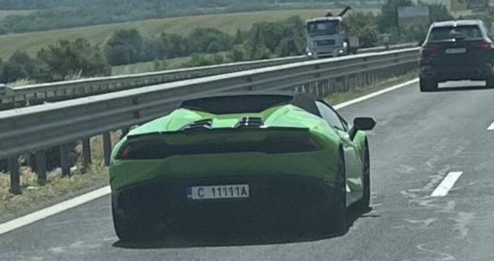 Как така днес е без ескорт Това написа потребител в групата