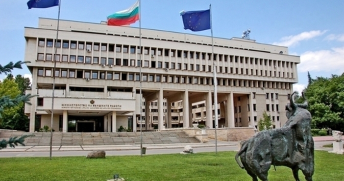 България следи със засилено внимание развитието на обстановката в Близкия