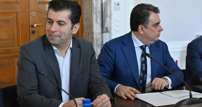 Никой в ръководните органи на Продължаваме промяната не е бил