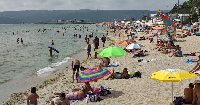 Отлично качество на морските води от Златни пясъци до Бяла