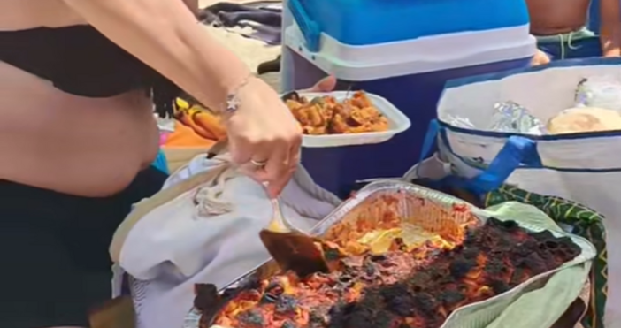 Заради високите цени в близките заведения по Черноморието плажуващите масово