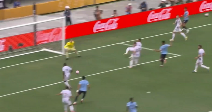 Ювентус и Манчестър Сити играят при резултат 1 2 Кампинг Уърлд Стейдиъм в Орландо