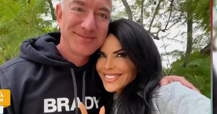 Лорън Санчес се показа в ужасяващо тесен корсет докато продължава сватбените