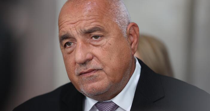 Това е личен акт в една партия. Аз не давам