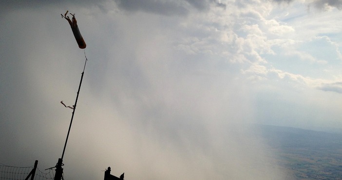 Май утре ни очаква нещо необичайно пише Метео Балканс Регионалният модел