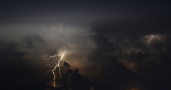 През изминалите два часа в Западна България са регистрирани над