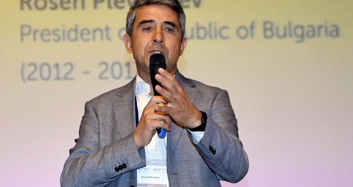Президентът на България в периода 2012 2017 г Росен Плевнелиев призова