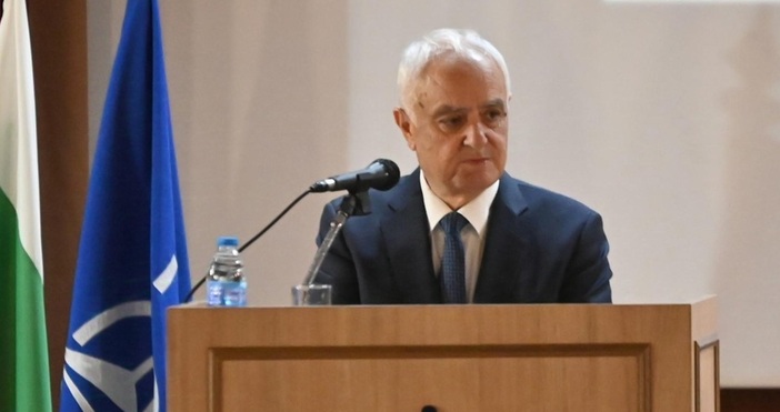 Увеличението на военните разходи до пет процента от брутния вътрешен