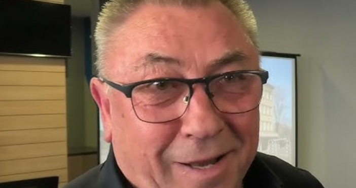 Легендата на Левски и в момента координатор на сините Божидар Искренов говори