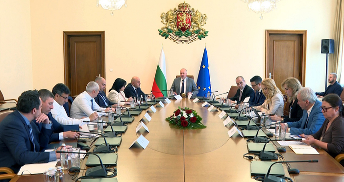 Премиерът Росен Желязков свика заседание на Механизма за координация на