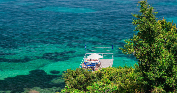 Средиземно море достигна най високата температура за юни откакто се водят