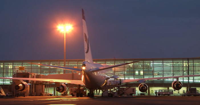 Иран неочаквано отмени облекченията за прелитането на самолети на чуждестранни