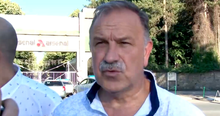 Мая Иванова Кадър Нова ТВСтарши комисар Красимир Христов директор на