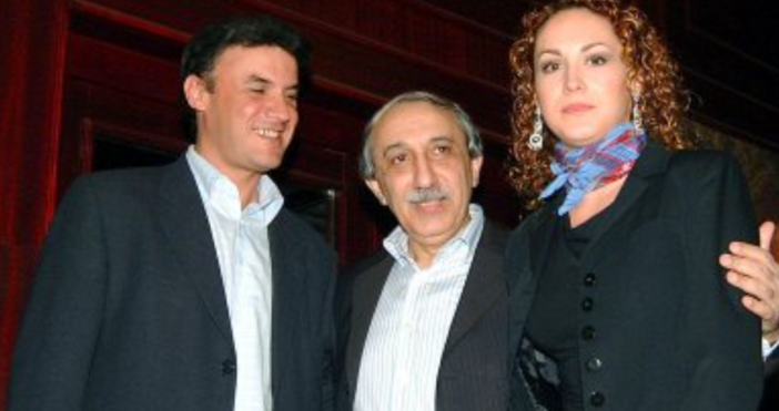 Борислав Михайлов и съпругата му Мария Петрова се наслаждават на романтична