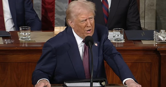 стоп кадър ЮтубПрезидентът на САЩ Доналд Тръмп обяви че ще