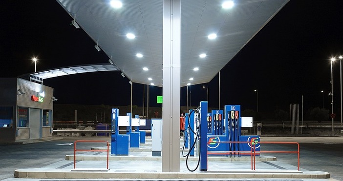 Заради европейска директива се очаква поскъпване на горивата от 1