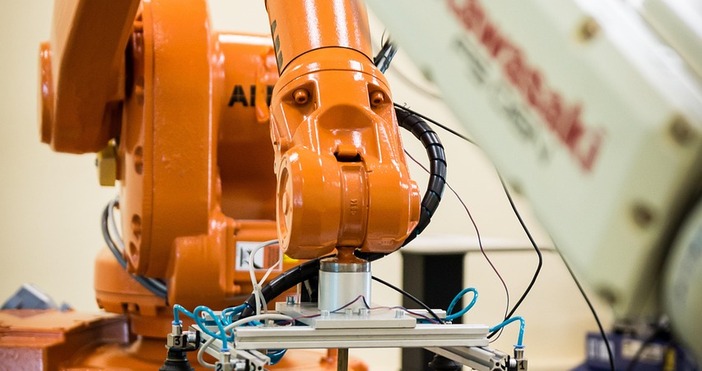 Гигантът в онлайн търговията Amazon достигна исторически технологичен етап вече