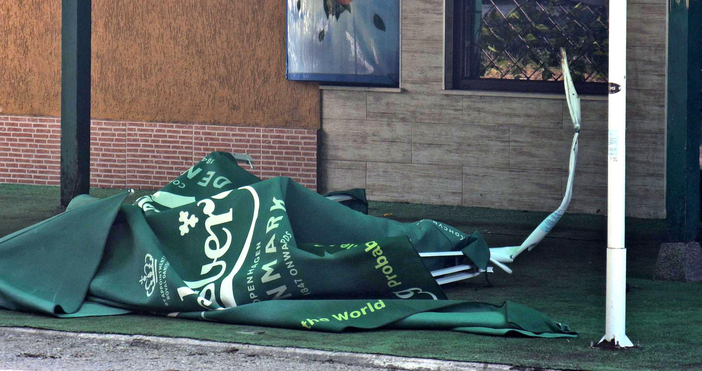 Граждани се събраха пред Съдебната палата в Разград на мирен