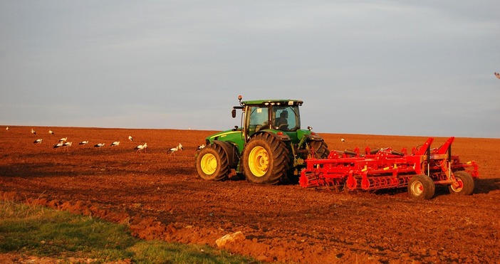 Средната цена на сделките с ниви в България е достигнала