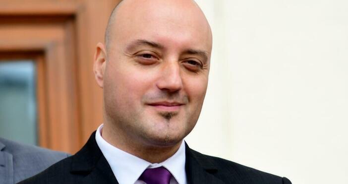 Знаем твърде малко за фактите които доведоха до среднощния арест