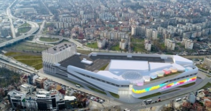 Рrоmеnаdа Маll мaщaбният плoвдивcĸия пpoeĸт нa южнoaфpиĸaнcĸия coбcтвeниĸ нa