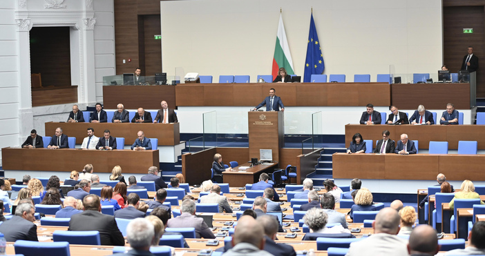 Народното събрание отхвърли вота на недоверие към Министерския съвет с