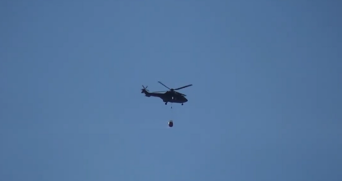 Очаква се утре в гасенето на възобновилия се пожар в