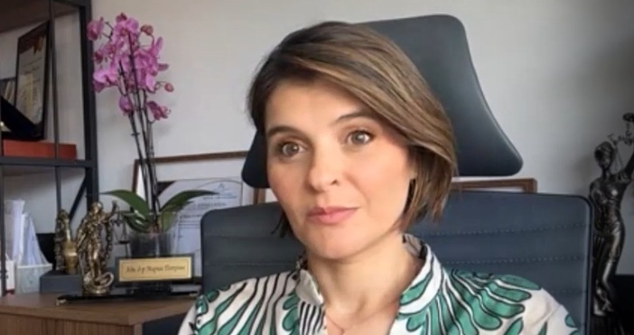 След разказа на родилка за грубо отношение и физическа и вербална