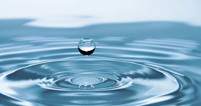 Община Троян забранява използването на питейна вода за напояване поливане на зелени