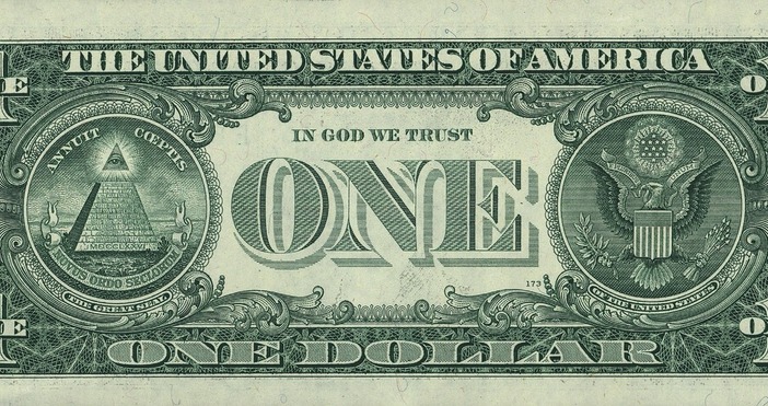 Доларът ще поевтинява спрямо еврото респективно лева това прогнозират финансовите